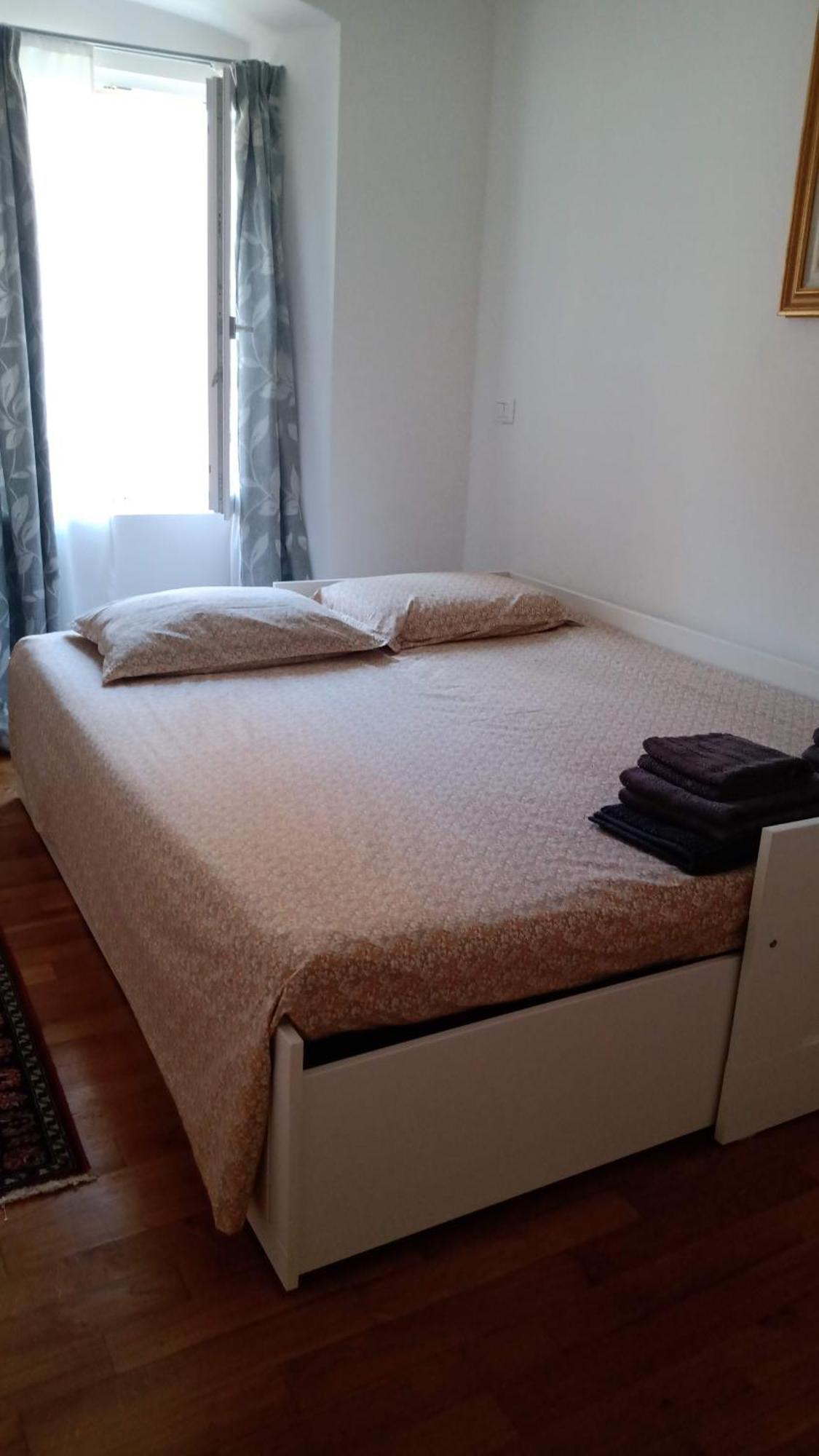 Casa Renova, Intero Appartamento, 2 Camere, Max 4 Ospiti, Trieste Zona Storica エクステリア 写真